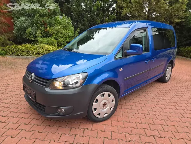VW Caddy Maxi Roncalli 7.míst,1.maj.serviska,tažné