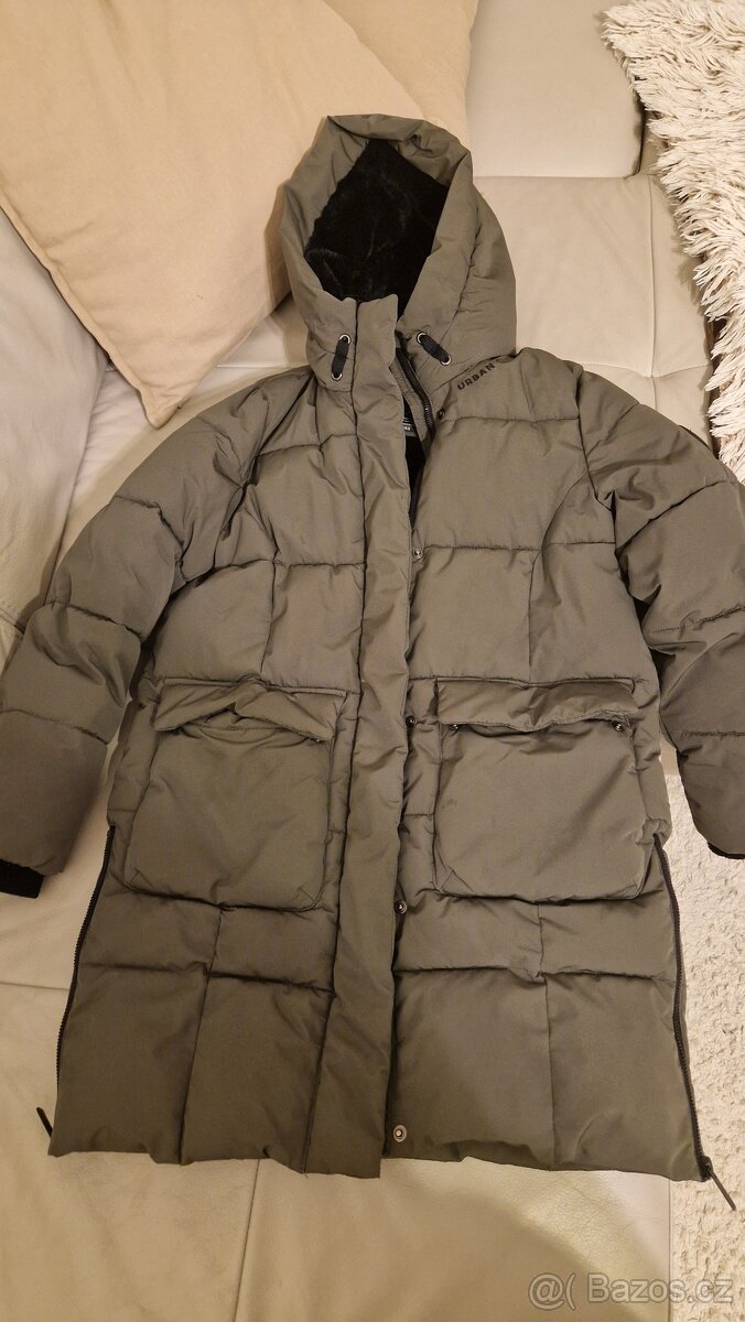 Zimní bunda zn. C&A. Vel 140
