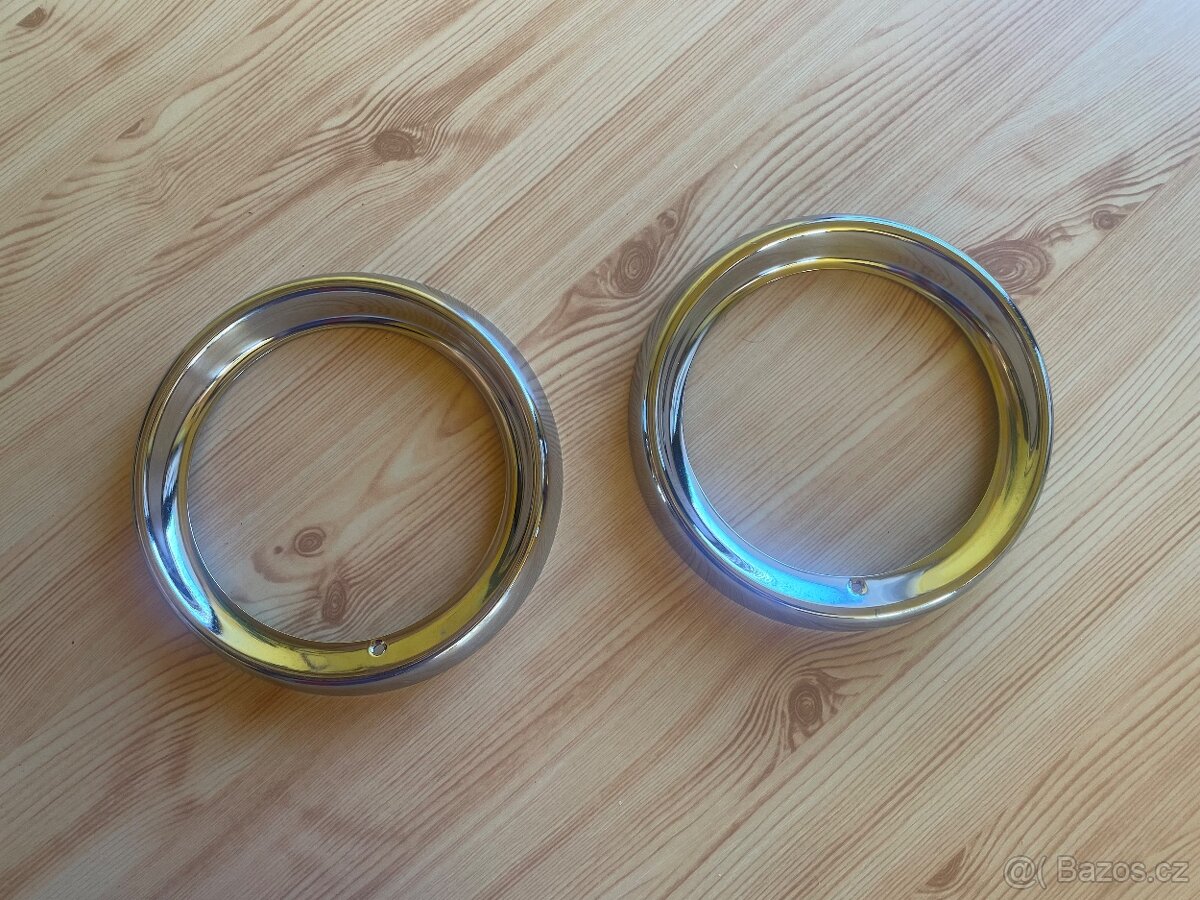 Chromované obroučky předních světel škoda 1000mb