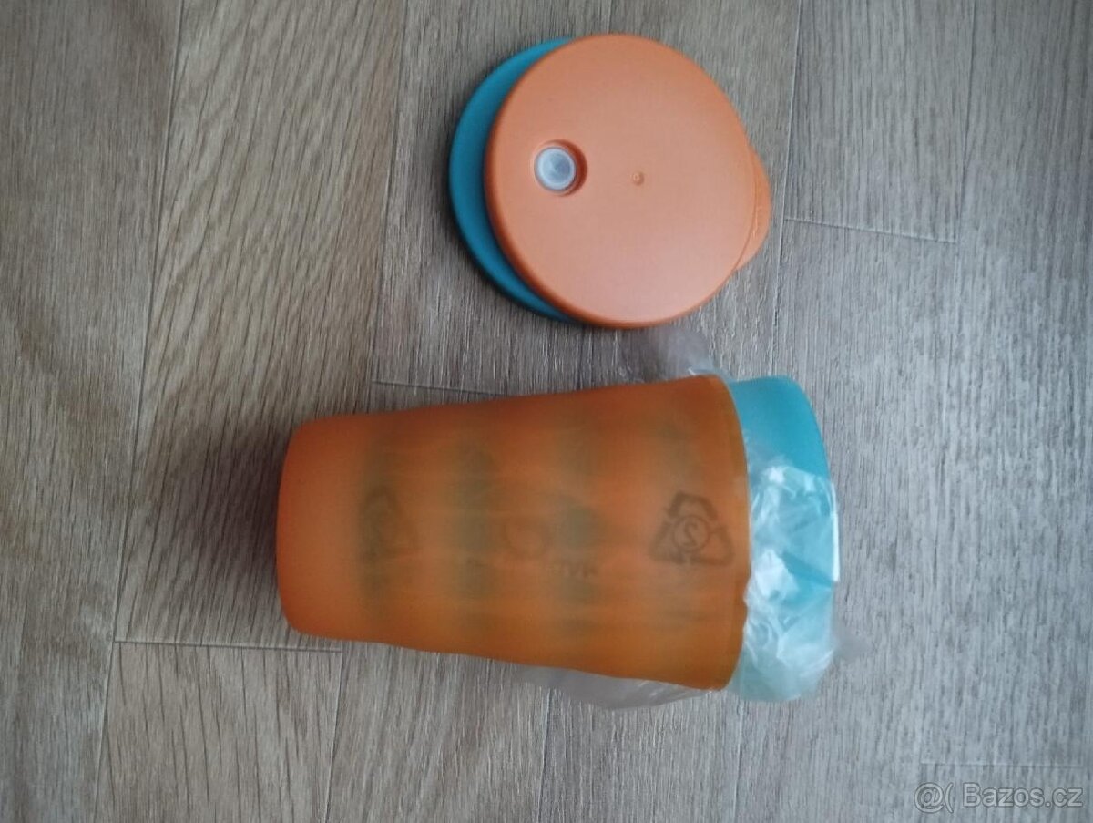 Tupperware - Kelímky na brčko