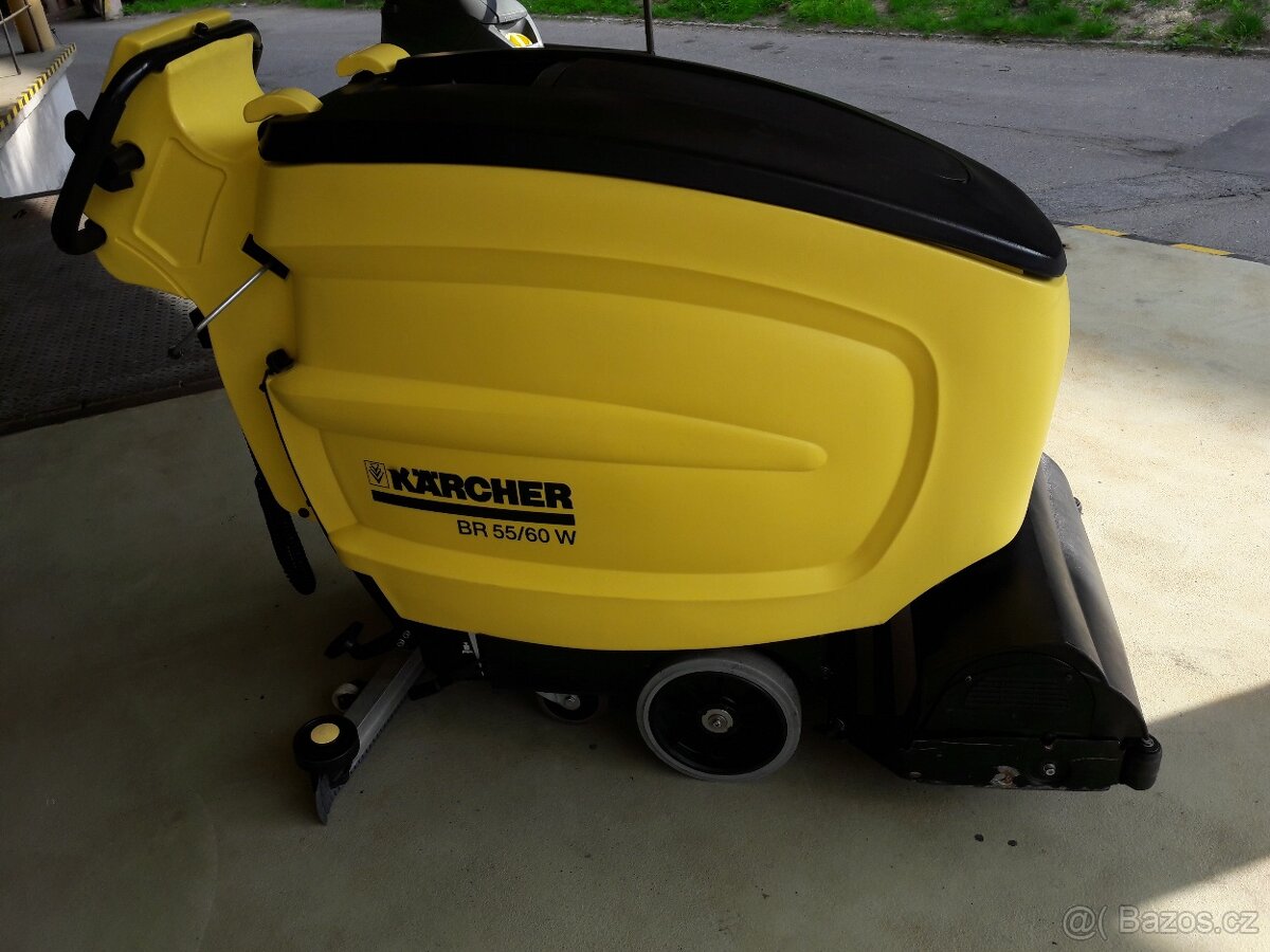 Podlahový mycí stroj Karcher BR 55/60 s vlastním pojezdem