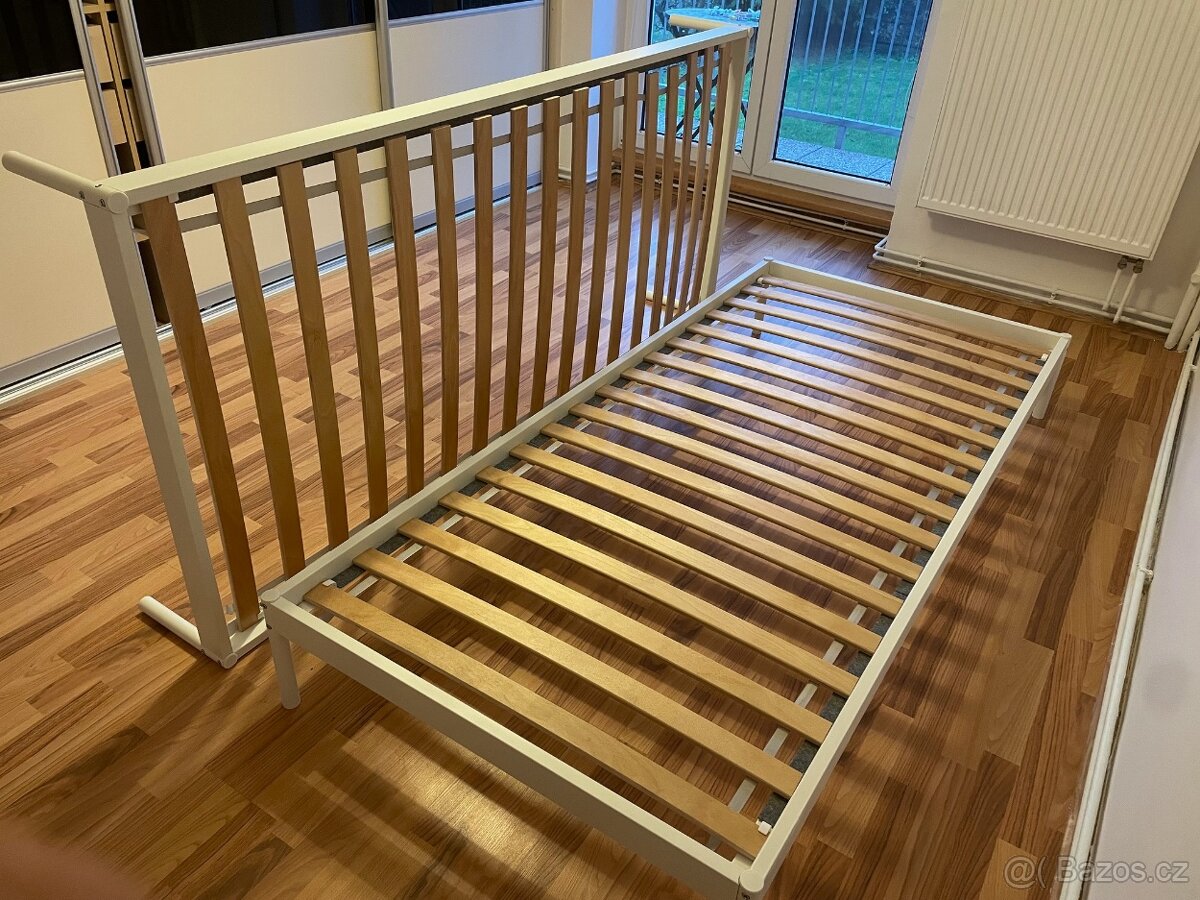 IKEA bílé postele