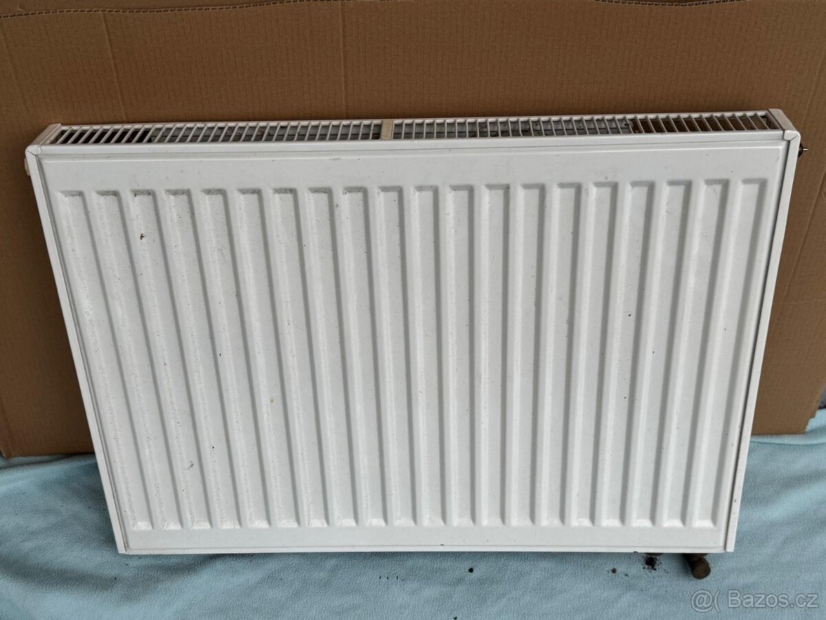 DESKOVÝ RADIÁTOR KORADO