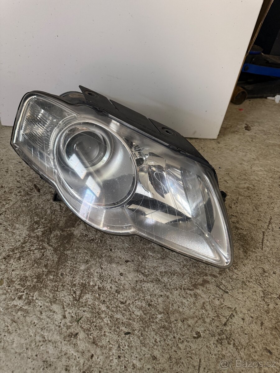 Prodám pravé přední světlo passat b6