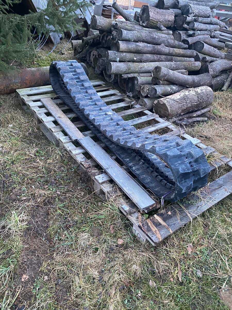 Gumový pás na CAT 303,3CR E, 303 CR E2