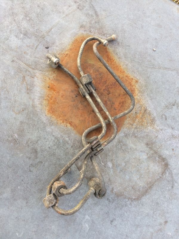 Trubičky ke vstřikovacímu čerpadlu