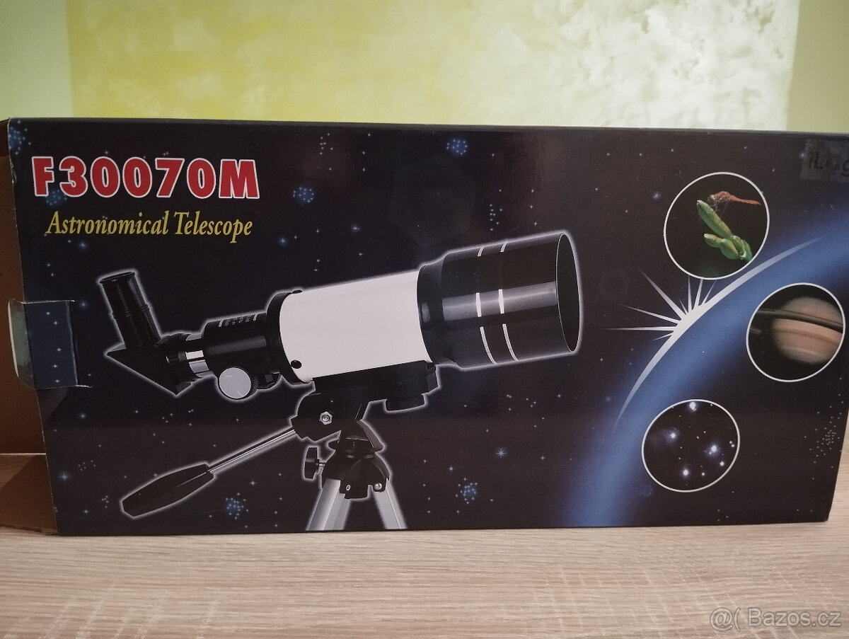 Astronomický teleskop