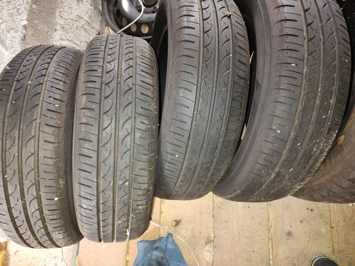 Prodám zánovní pneu letní 175/65R15