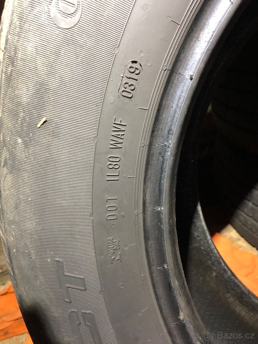 Letni pneu 265/60r18