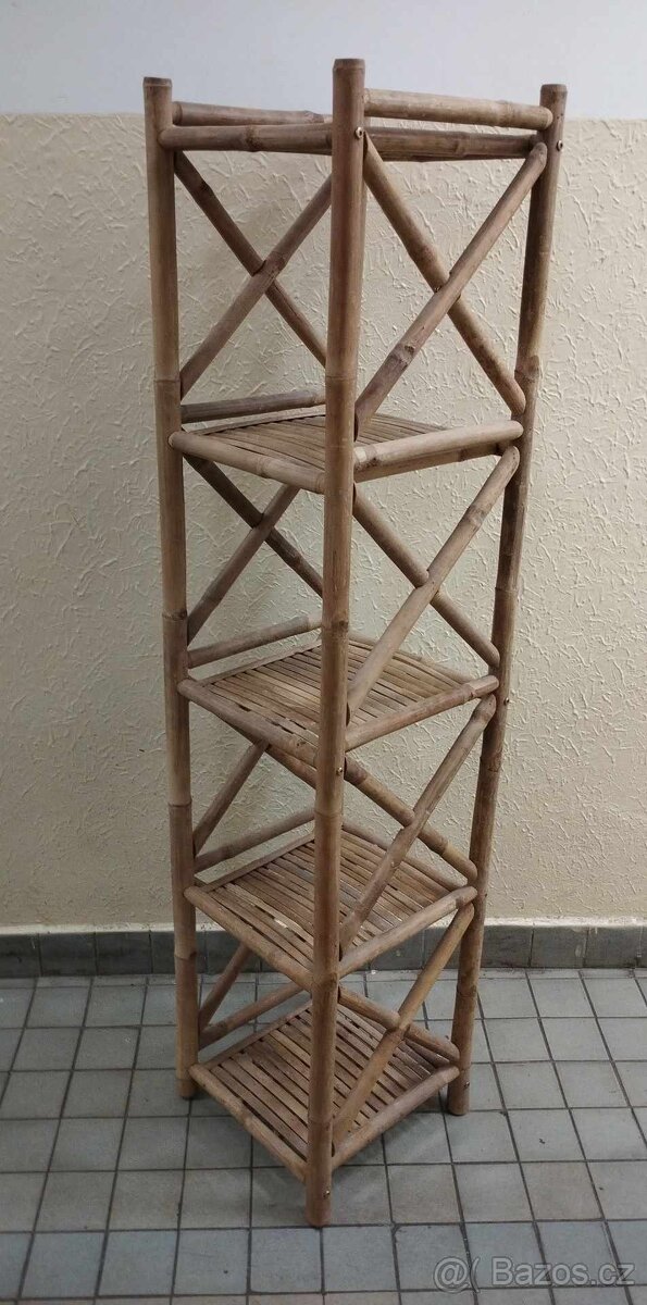 Starší kvalitní Bambusový regál 152x35x35 cm. Cena za kus.