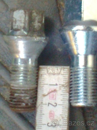 šrouby na ocelové ráfky Citroen C 8,Peugeot 807,F.Ulysse,Lan