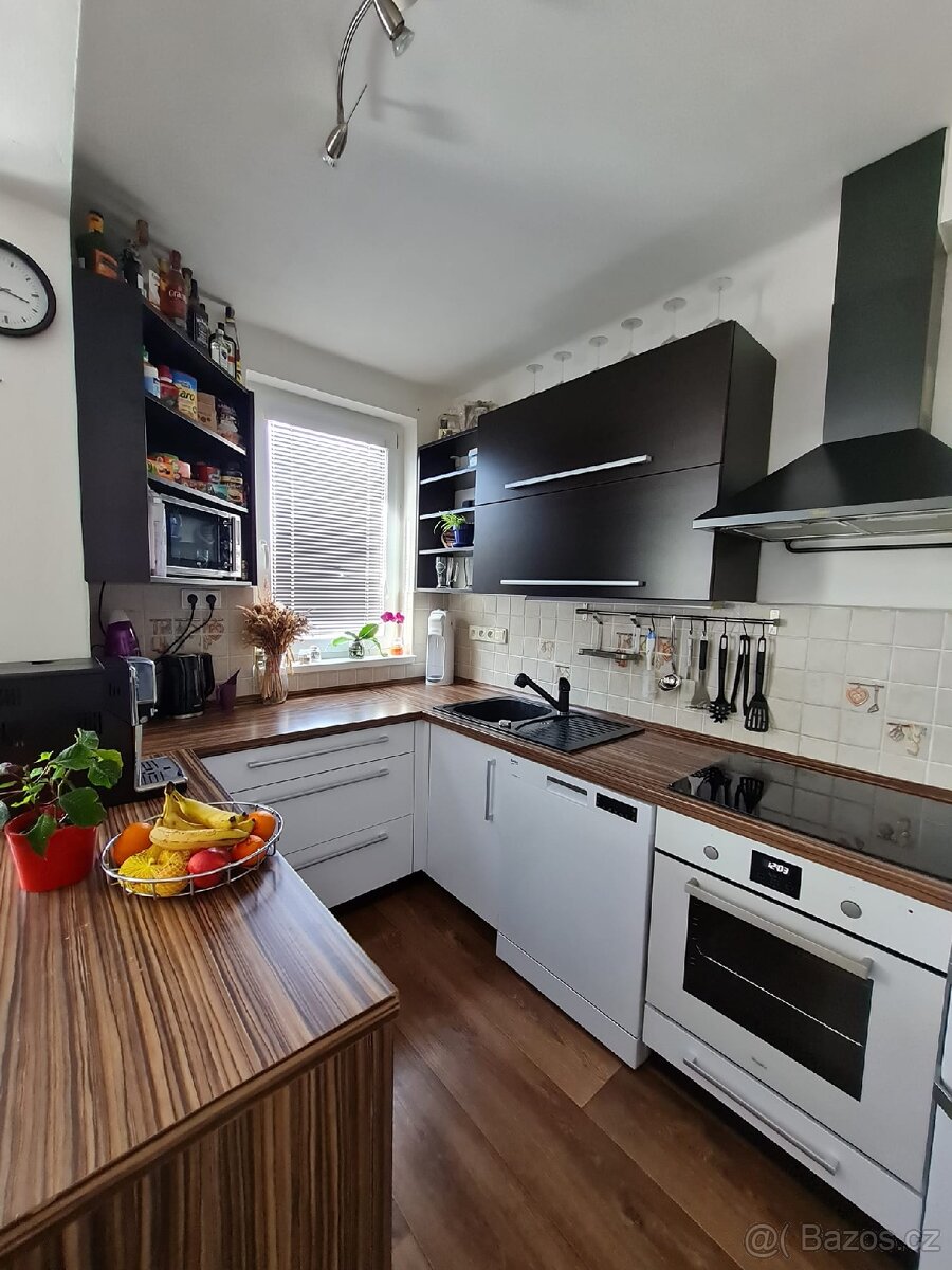 Prodáme byt 3+kk, 75m2, Dolní Kralovice.