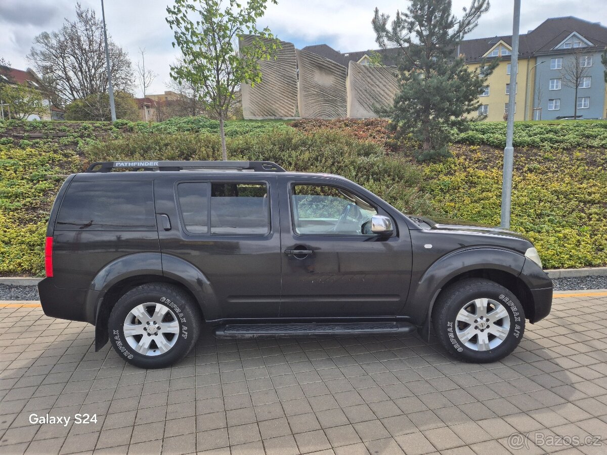 Padfinder 2.5dci 4x4 7mist