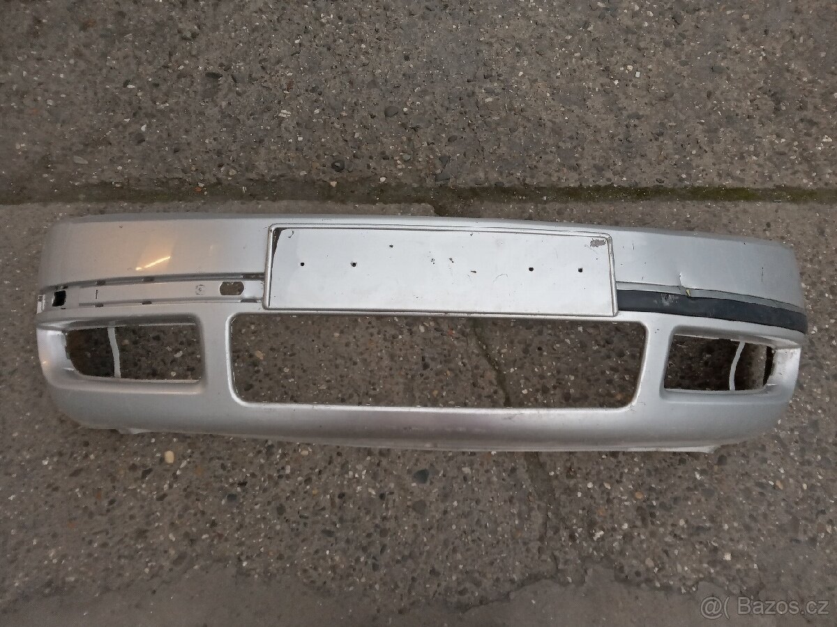 Škoda Superb I přední nárazník
