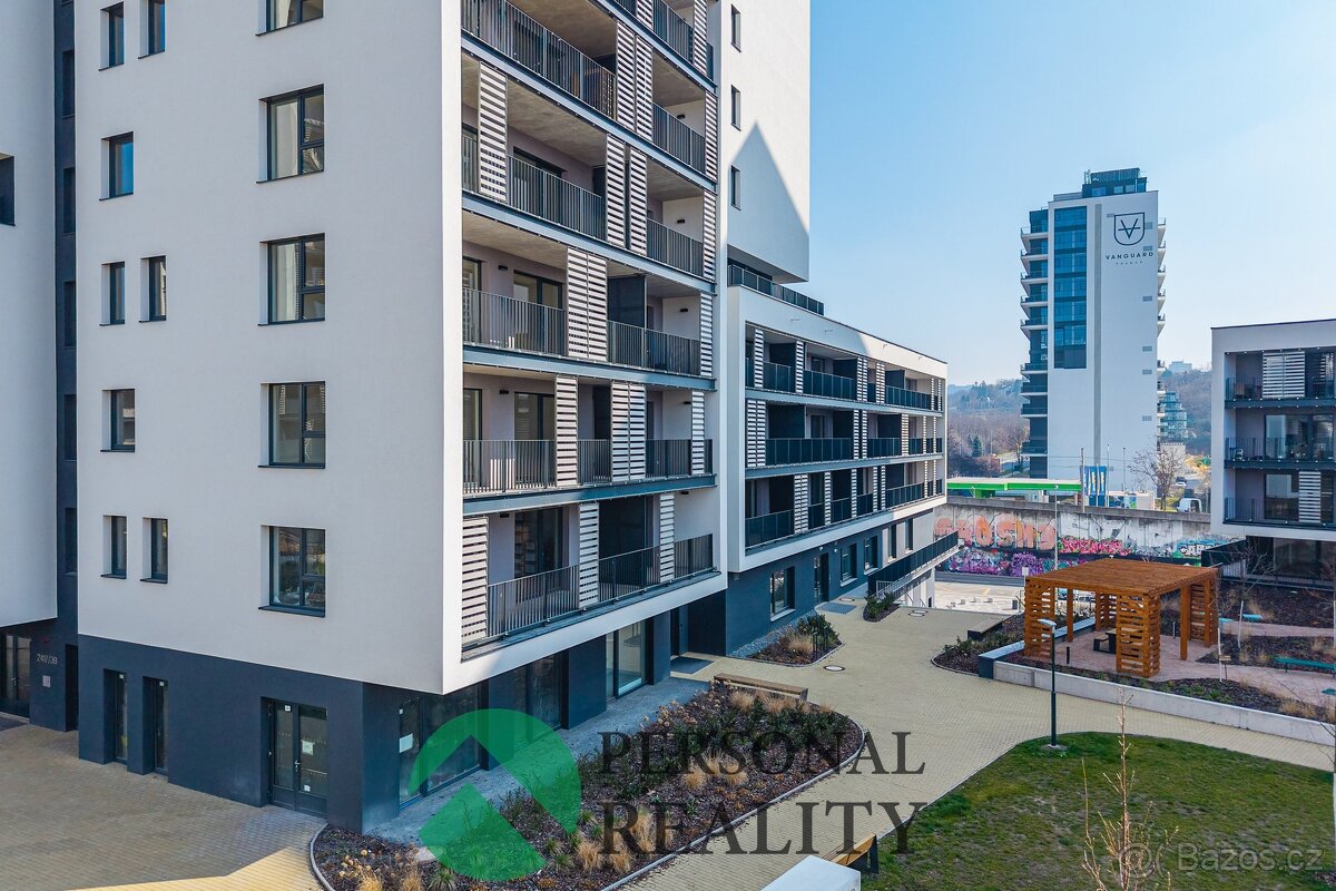 Pronájem obchodní prostory, 94 m2 - Praha - Modřany