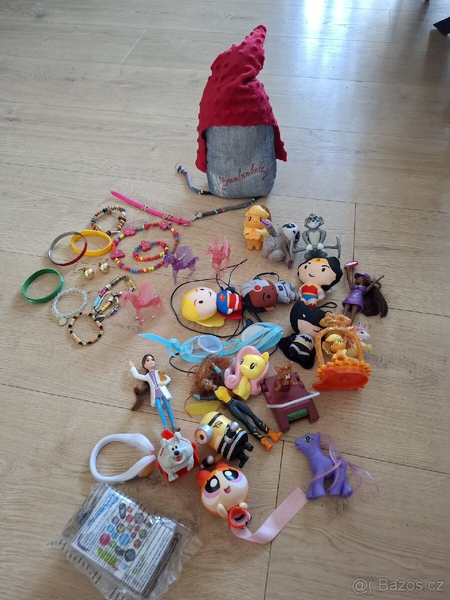 My little pony, barbie atd hracky pro holku a bizuterie
