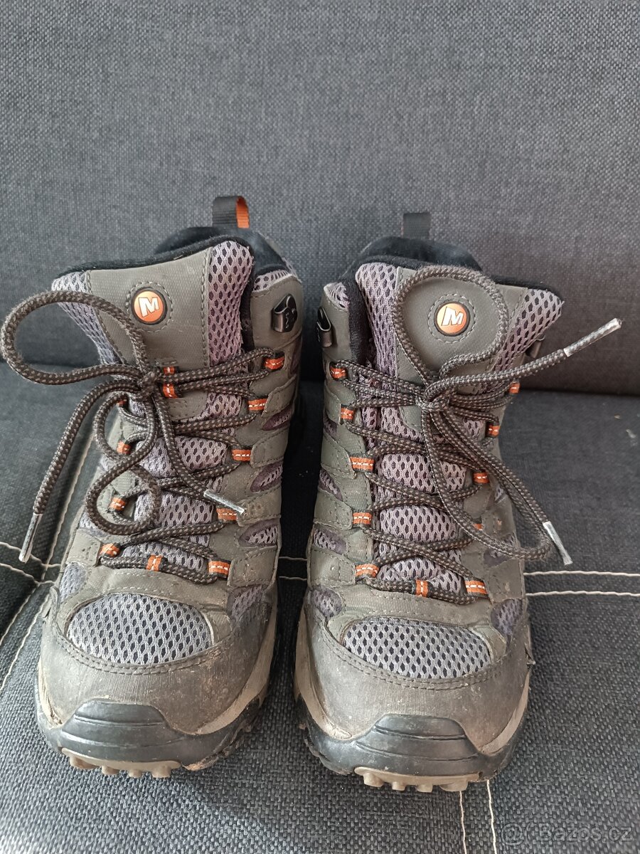 trekové boty Merrell