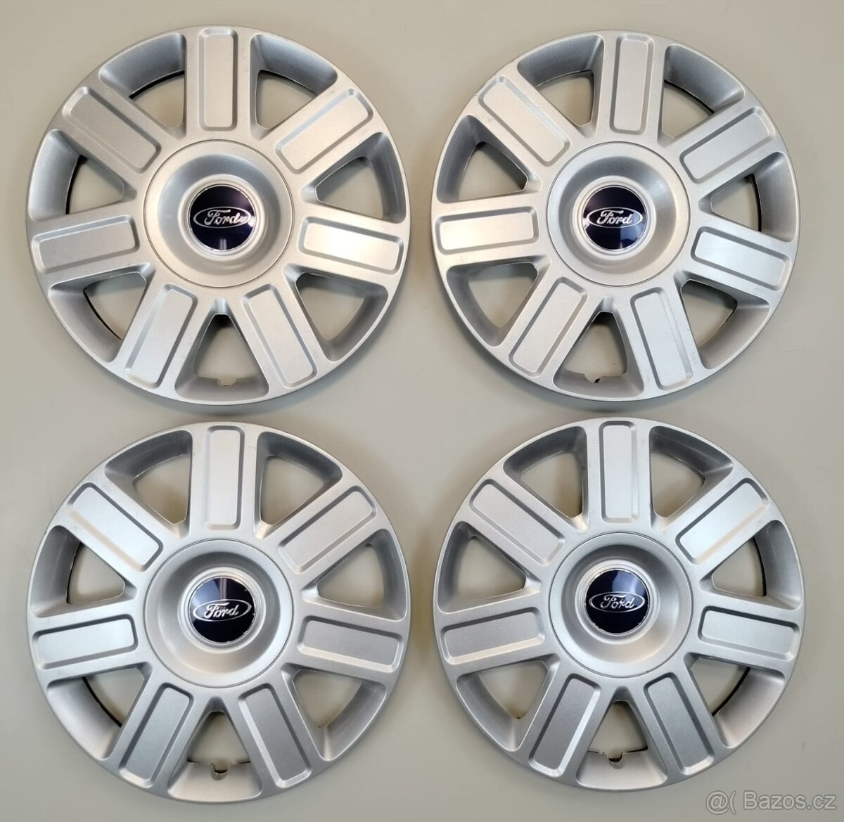 Poklice Ford 16" 4ks