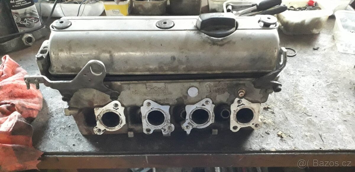 Prodám hlavu motoru
