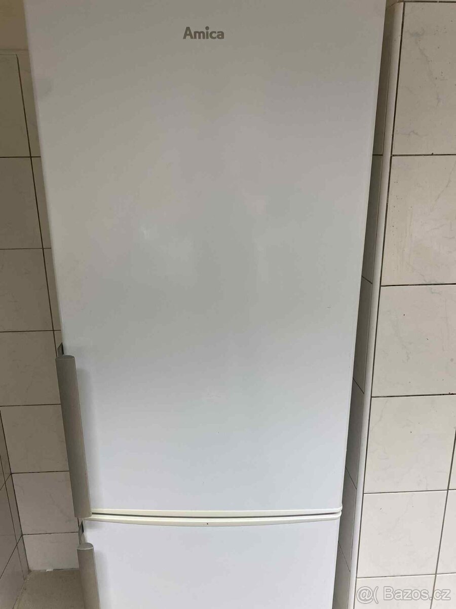 Lednice s mrazničkou KGCL 386 160