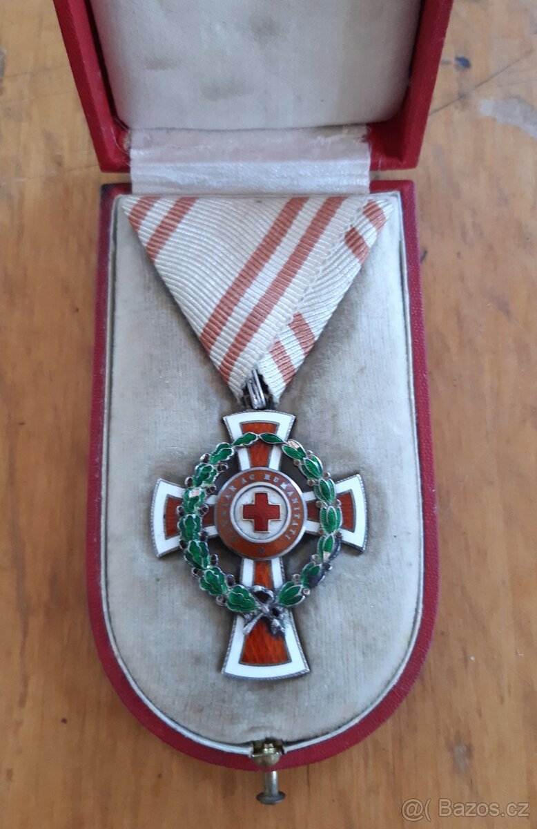 RU Červený kříž za zásluhy + etue,, FJI