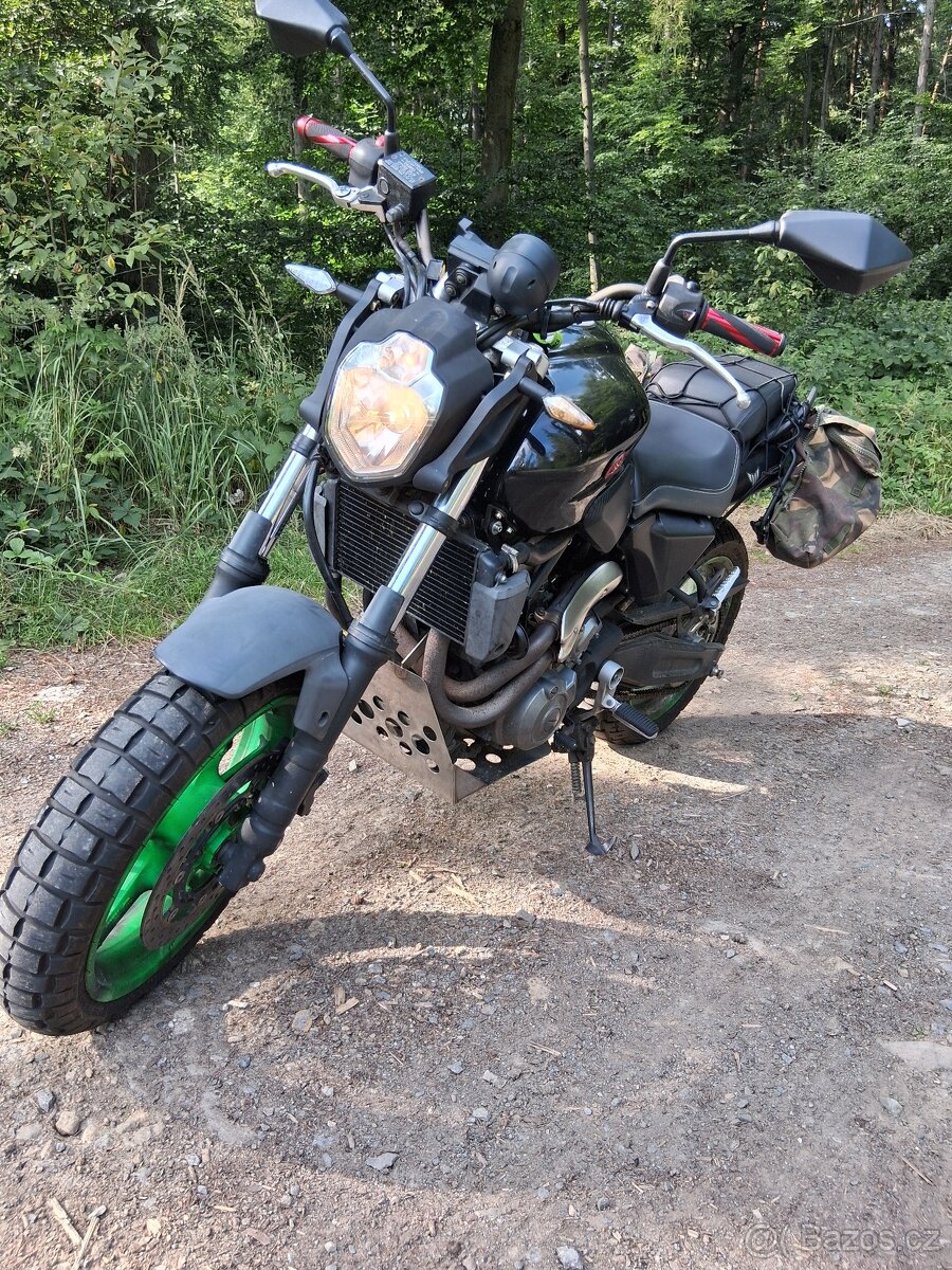 Yamaha Mt03