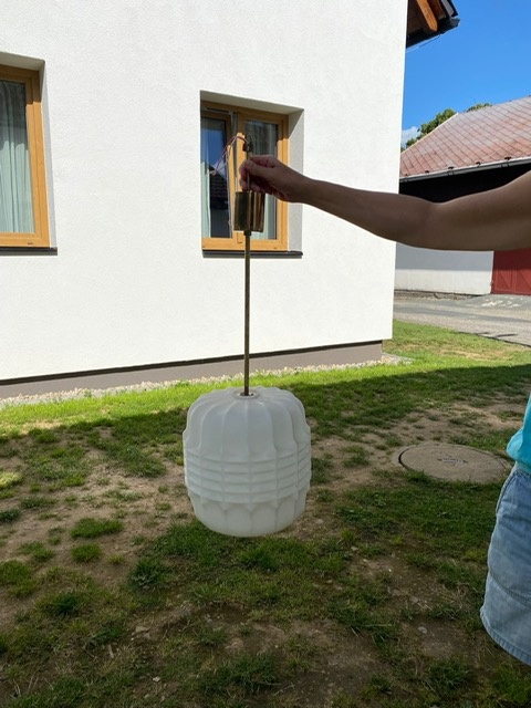 Lustr retro skleněný bílý