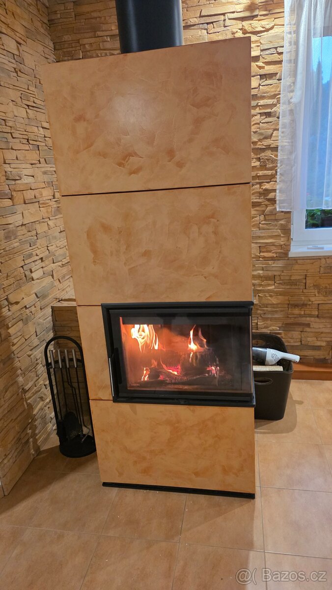 akumulační krb  SOLID R