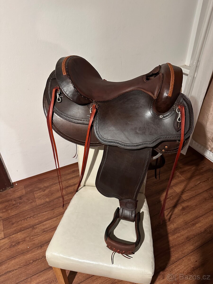 Nové westernové sedlo nové Colonel XL 16” bez hrušky