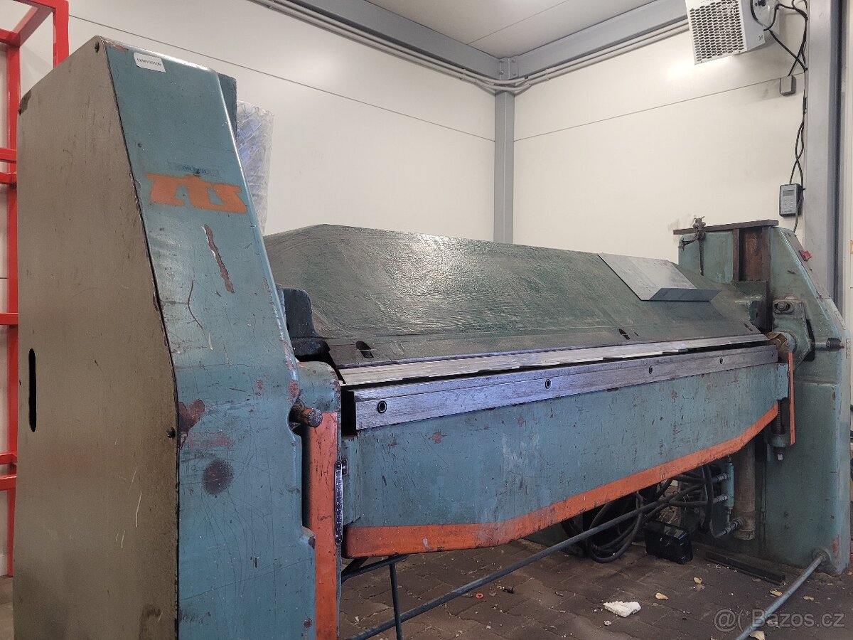 Ohybacka plechu XONM 2000/2A/4