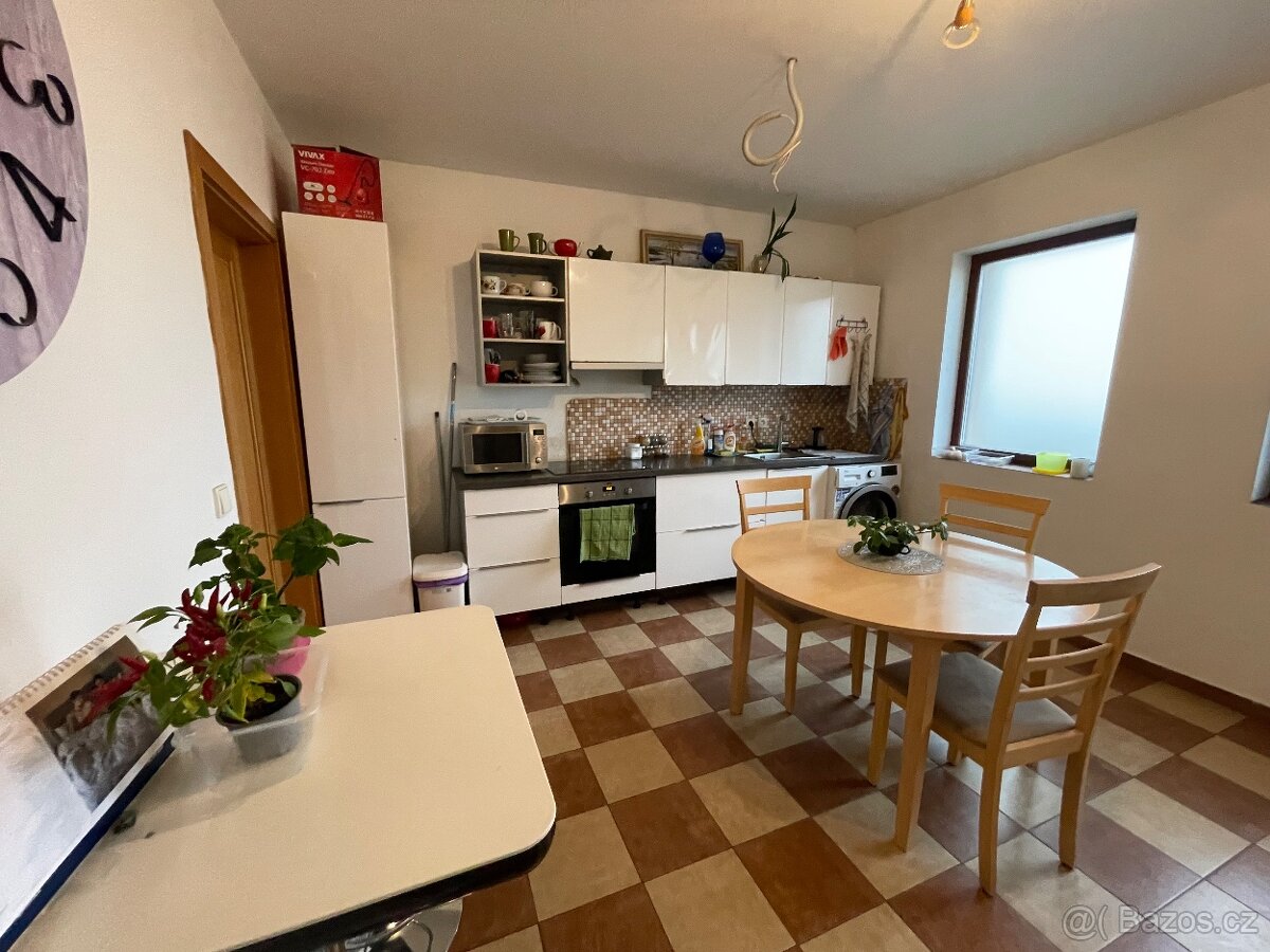 Pronájem pokoje Bystrovanská, Olomouc