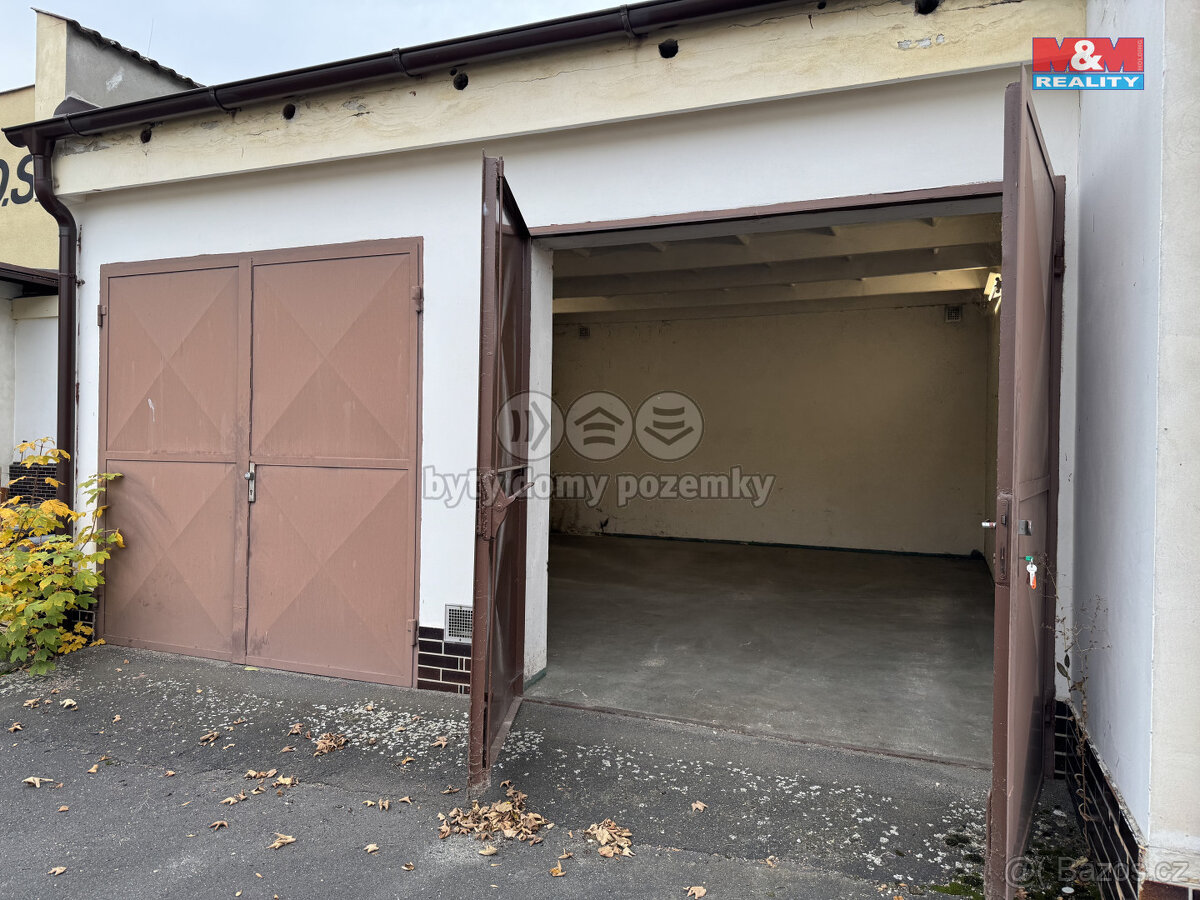 Pronájem dvougaráže, skladu, 40 m2, Chomutov, ul. Vršovců