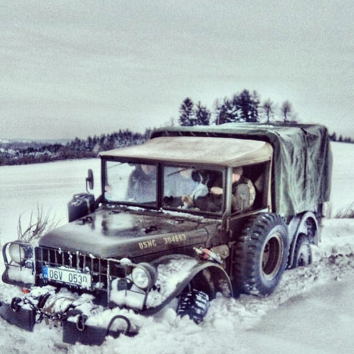 Dodge m37 s navijákem
