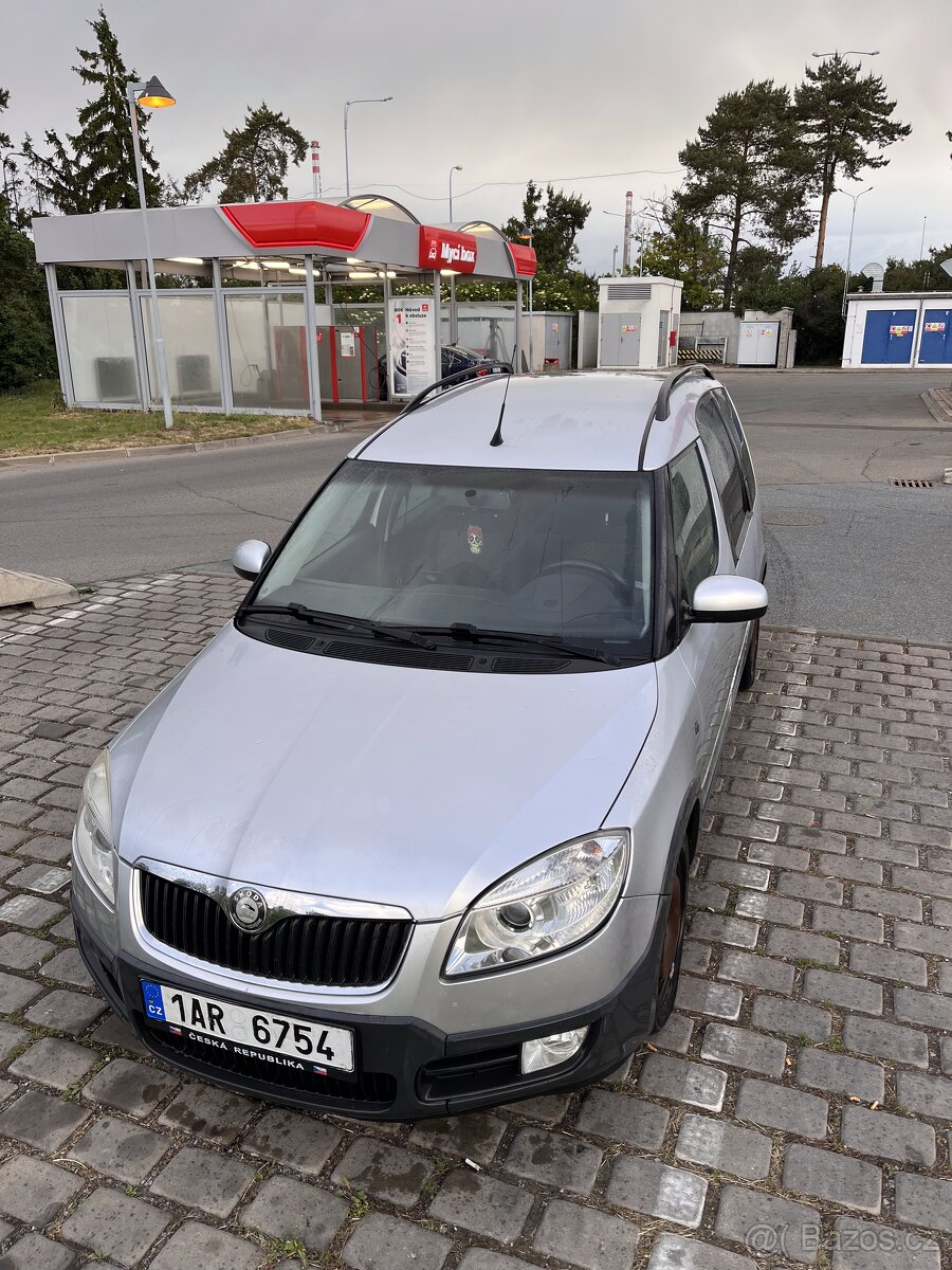 Škoda Roomster 1.6 16V Tiptronic