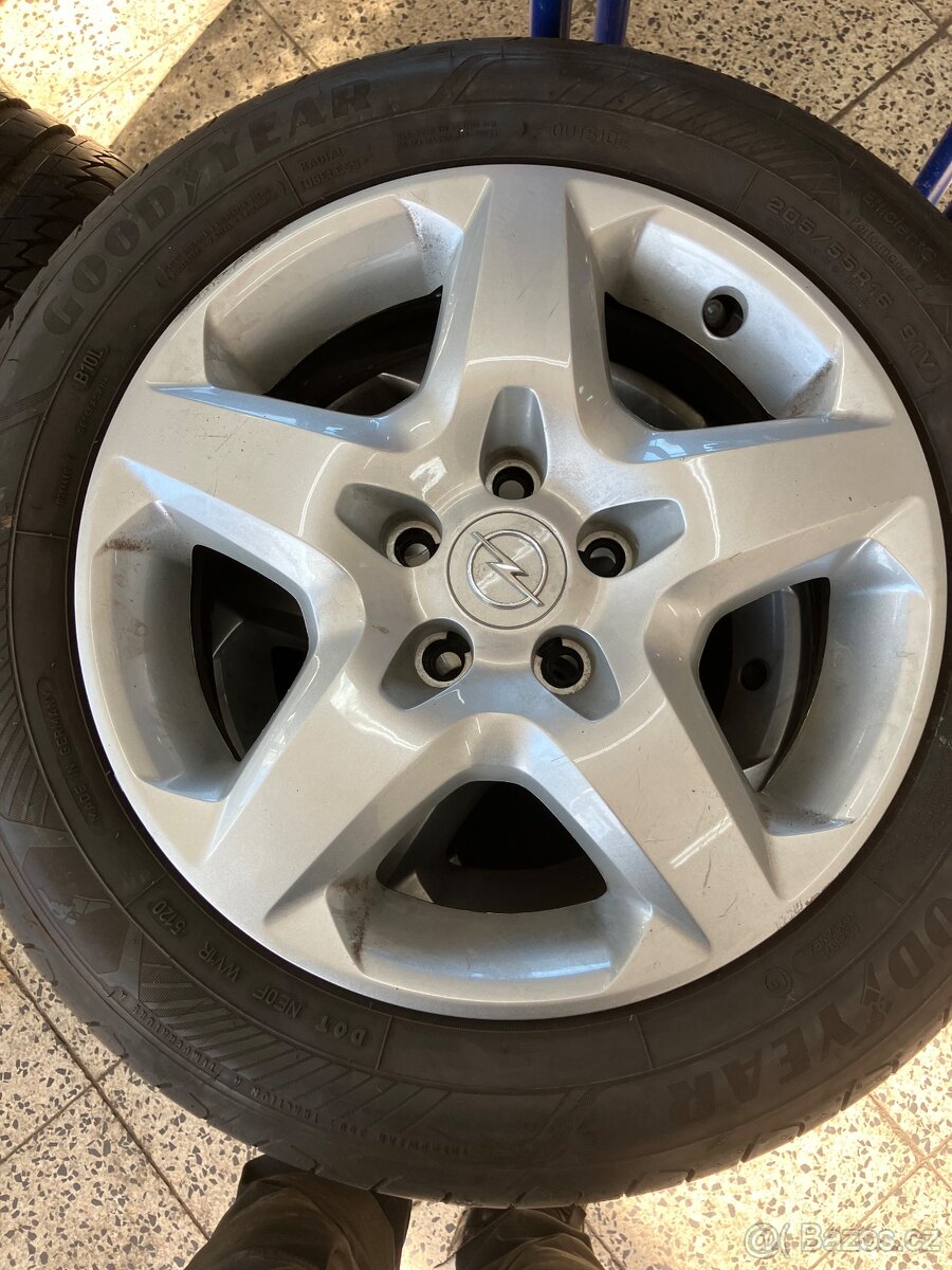 Letní kola Opel 16 205/5516