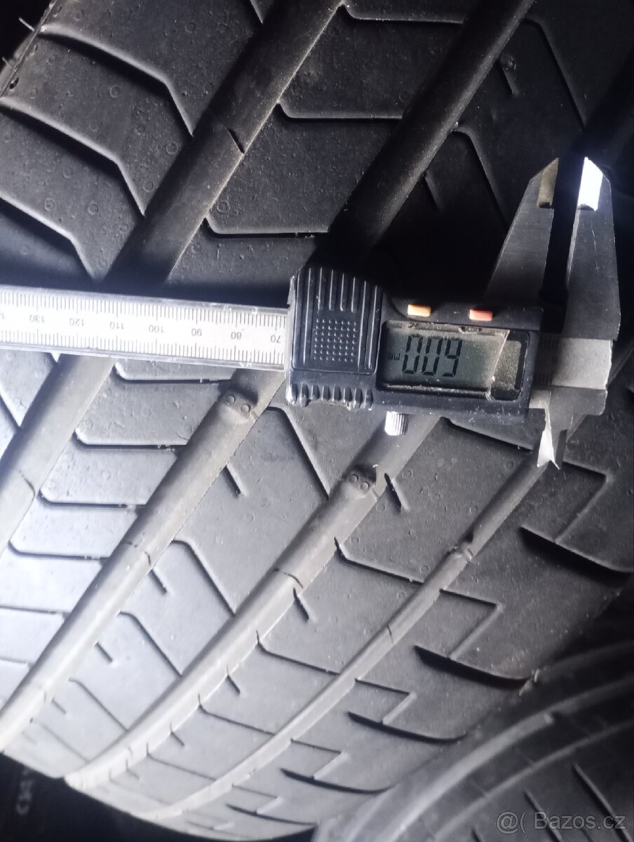 Letní pneu Pirelli p zero 245/35 r 21
