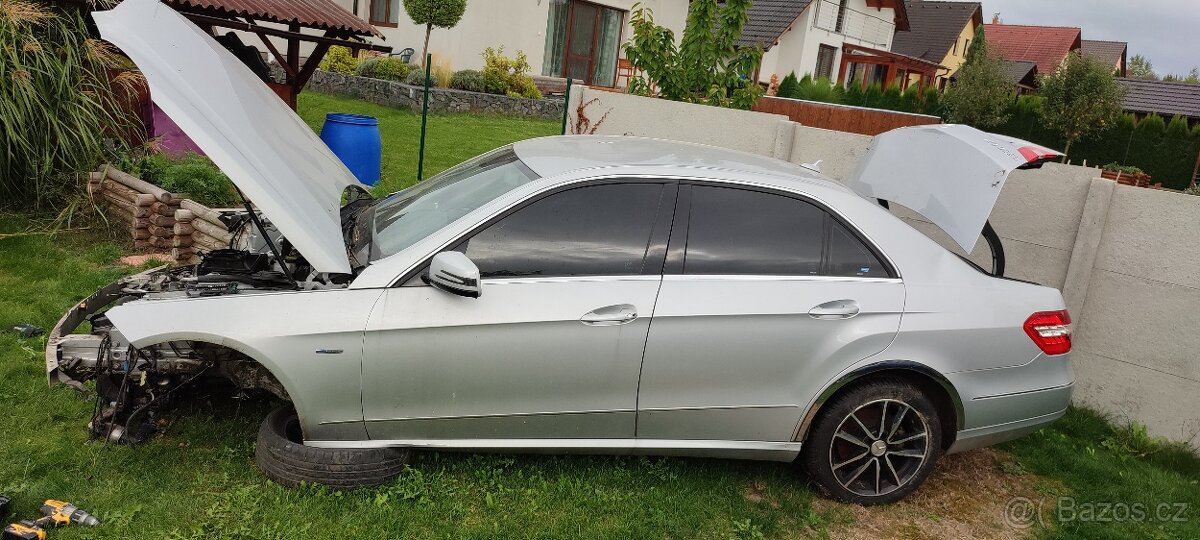 Mercedes Benz E350