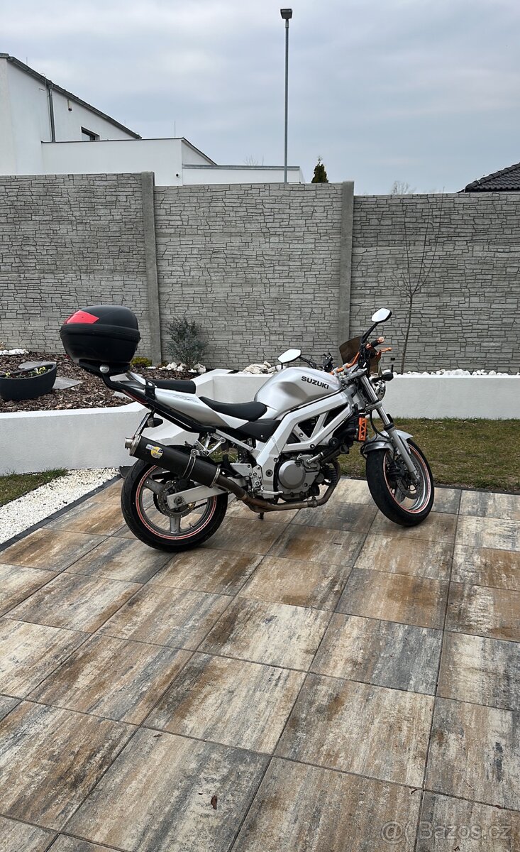 Suzuki SV650