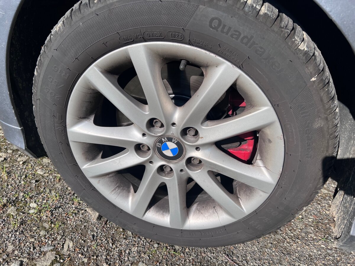 BMW Alu kola s celoročním pneu