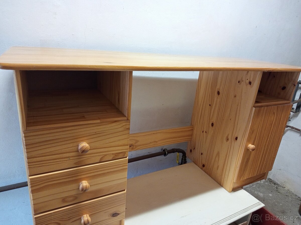 Psací pracovní stůl Idea