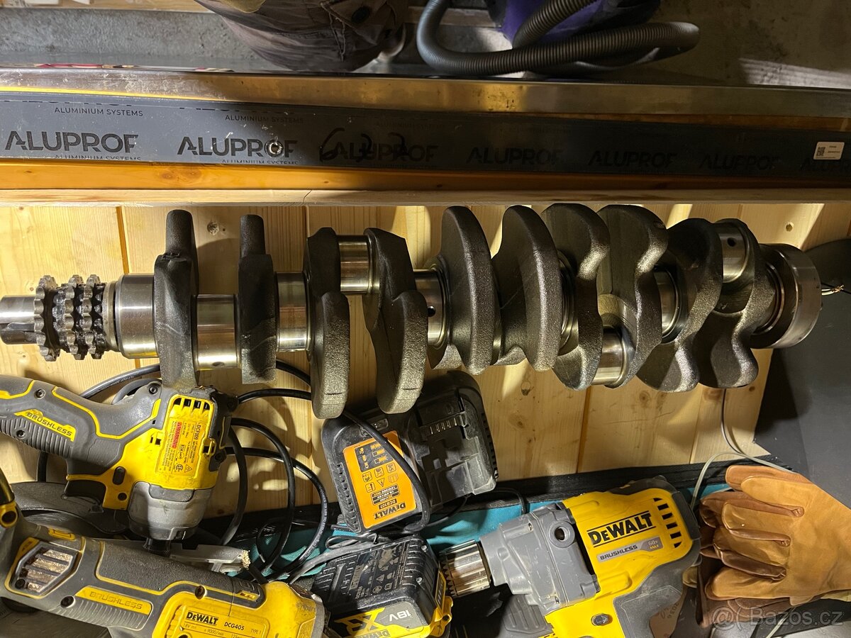 Kliková hřídel OM 612 Mercedes 270 CDi