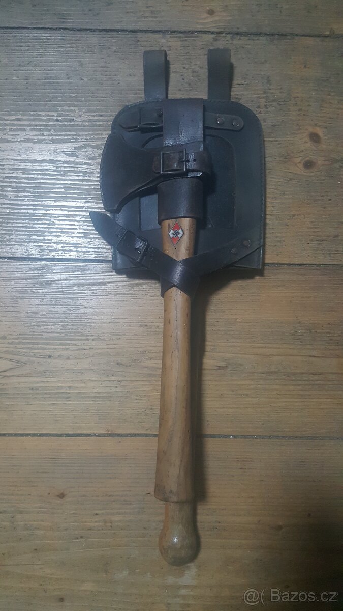 Hitlerjugend lopatka a sekerka v závěsníku set pro sběratele
