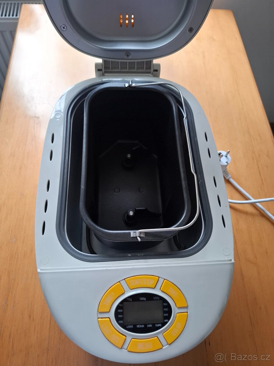 Domácí pekárna Bravo B-4262