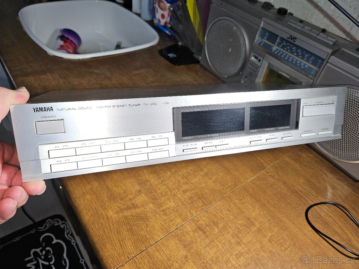 Prodám Tuner Yamaha - TX500, Vysoký model, krásný sběratelsk