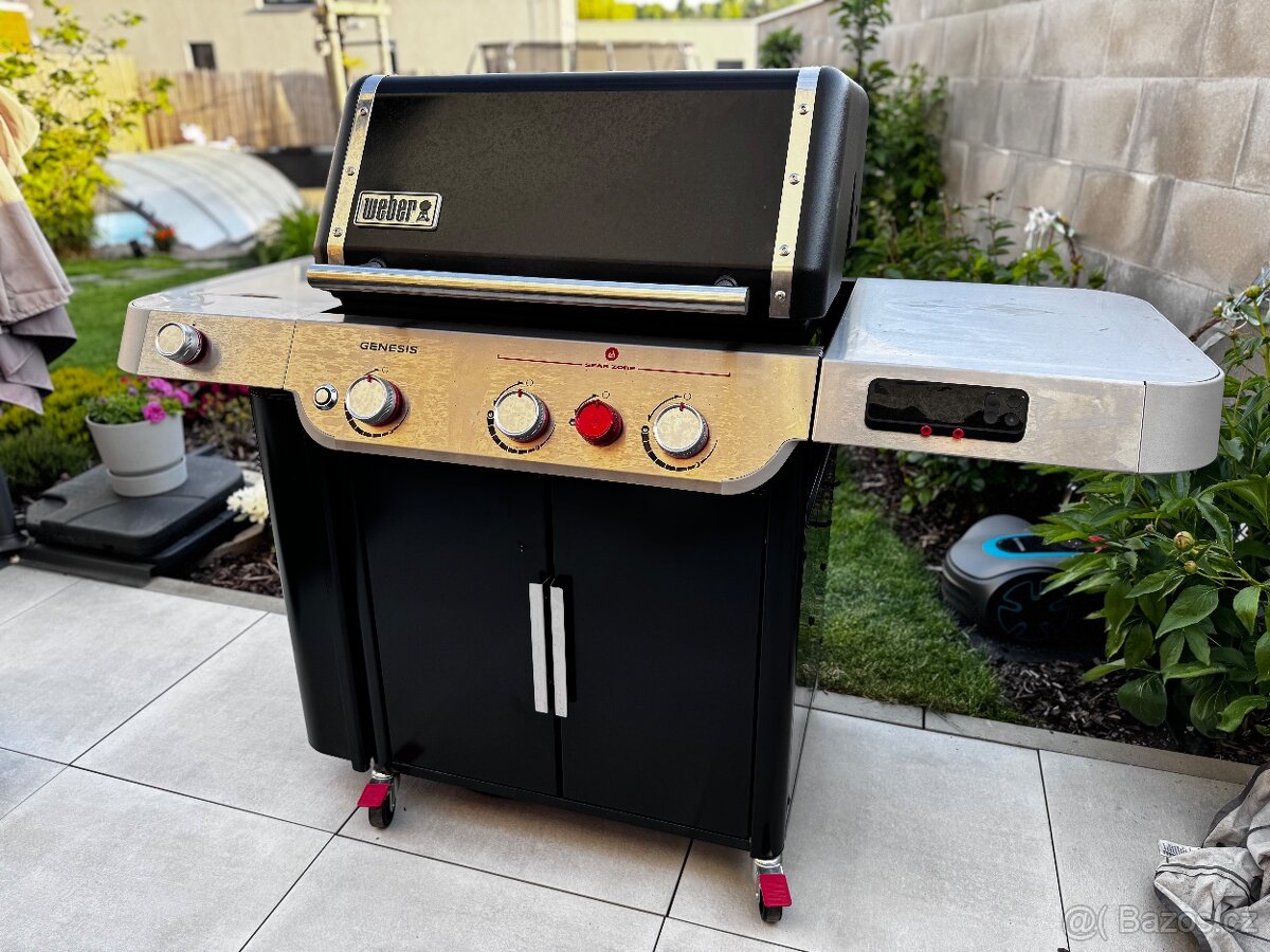 WEBER Genesis EX-335 + originál příslušenství za 20 000 Kč