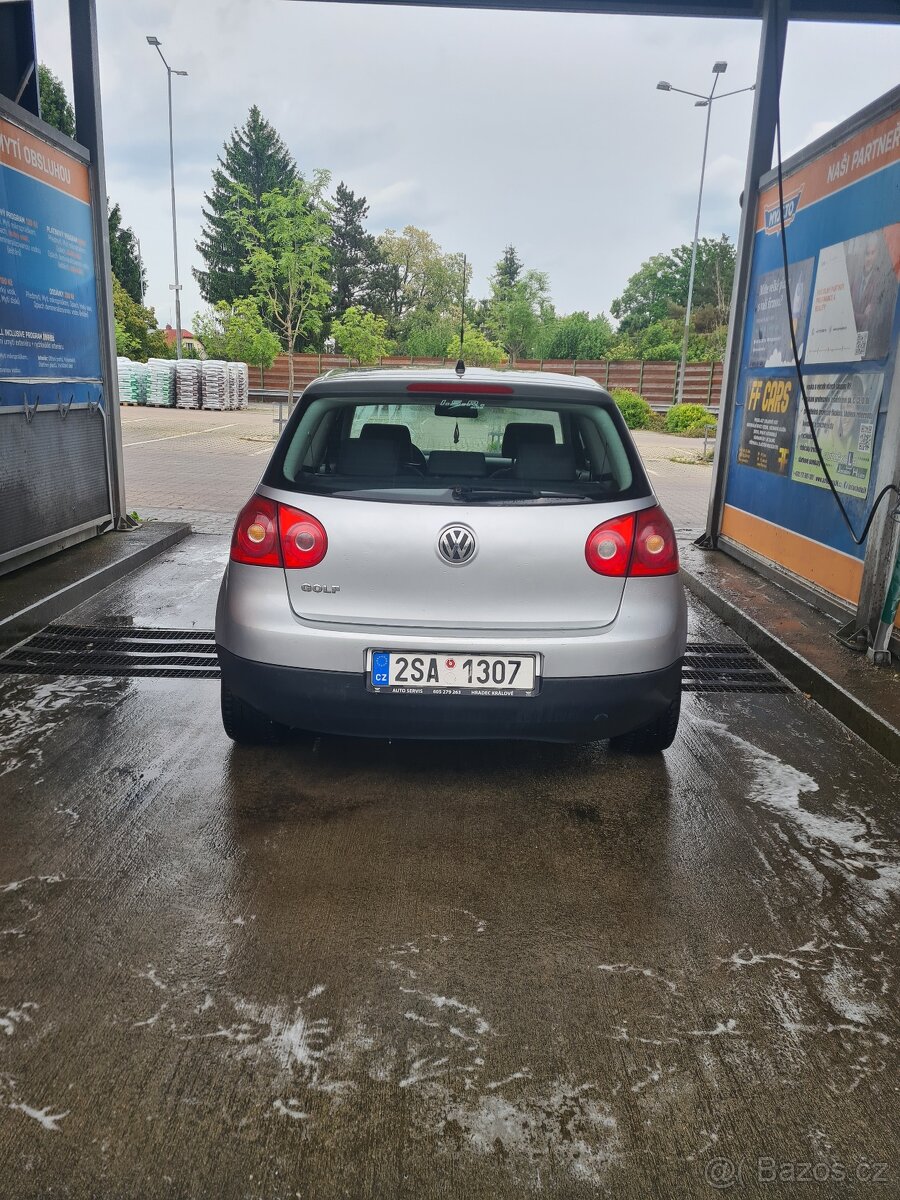 Volkswagen golf 5 1.4 55kw