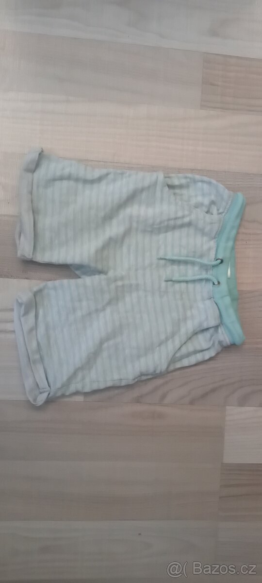 Teplákové kraťasy