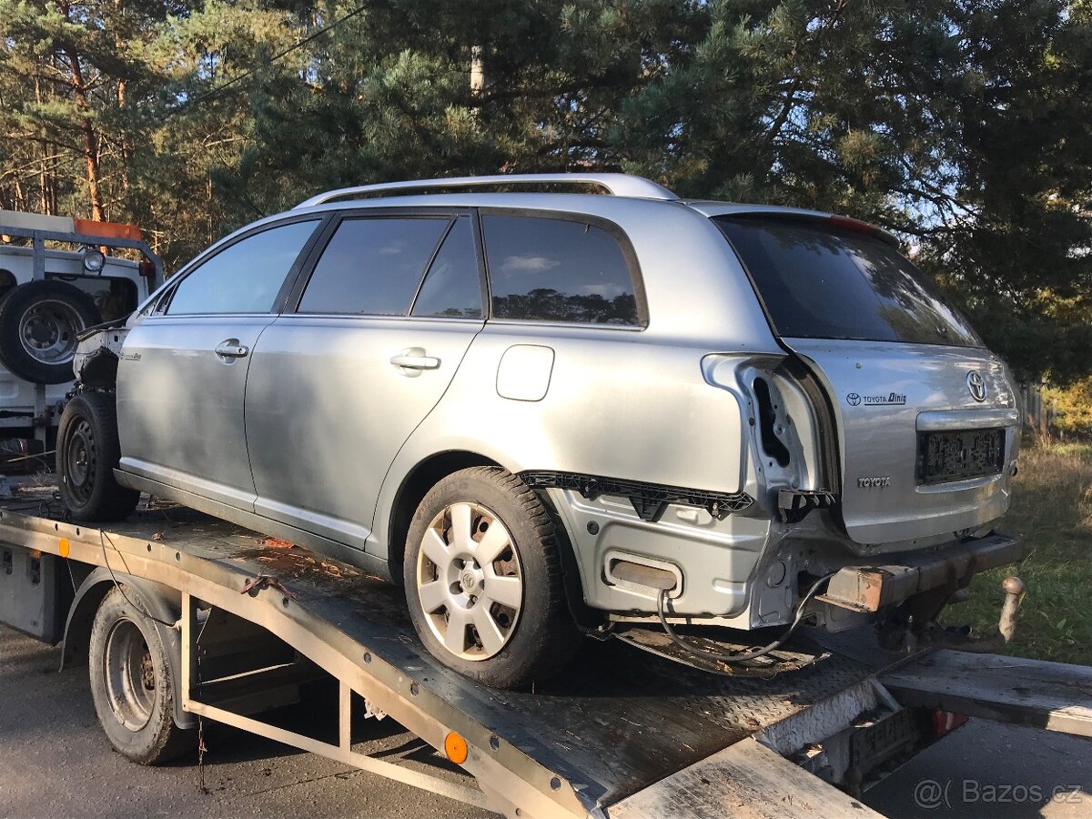 Toyota Avensis 2.2 D4D 130 kW - náhradní díly