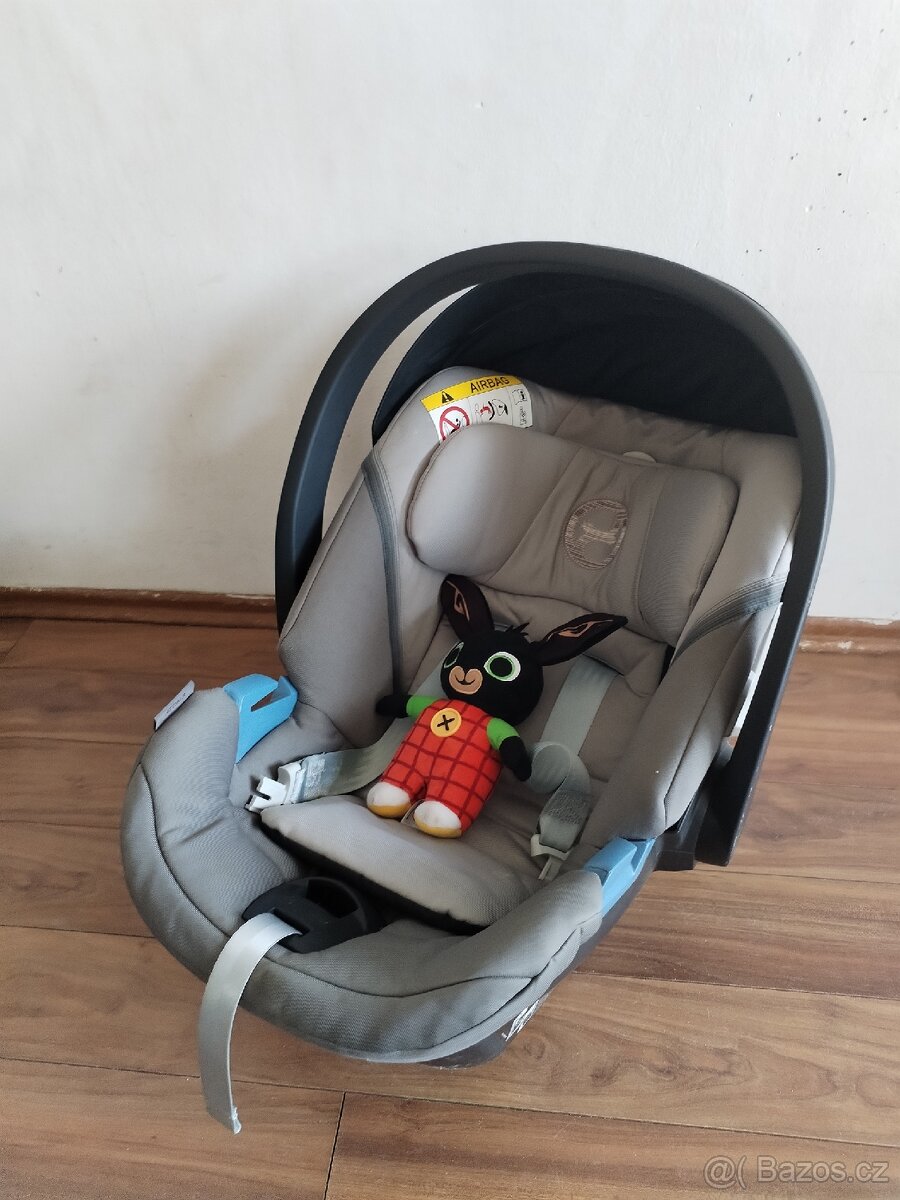 Cybex Aton 5 Soho Grey 2021 včetně Isofix