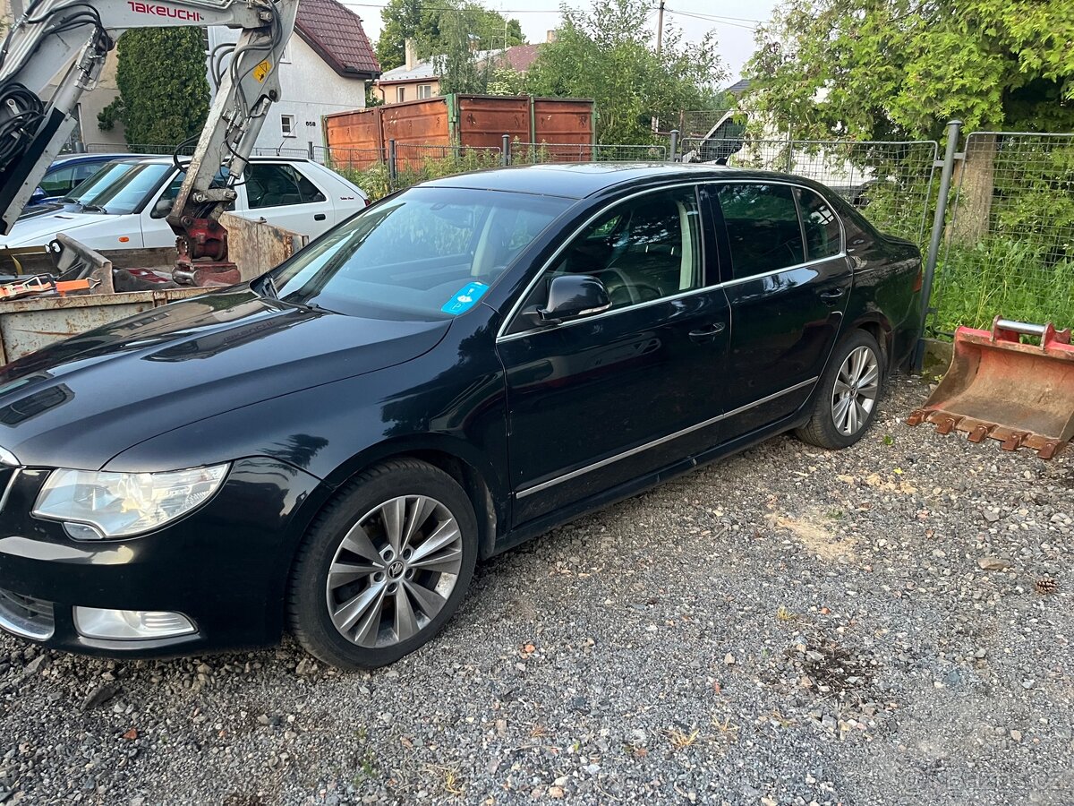 Skoda superb 2 2,0tdi 103 kw rok 2009